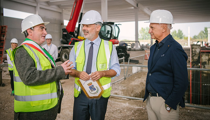 Mayor Giampaolo Provoli, ambassador Jan Björklund and Massimo Balestrini.